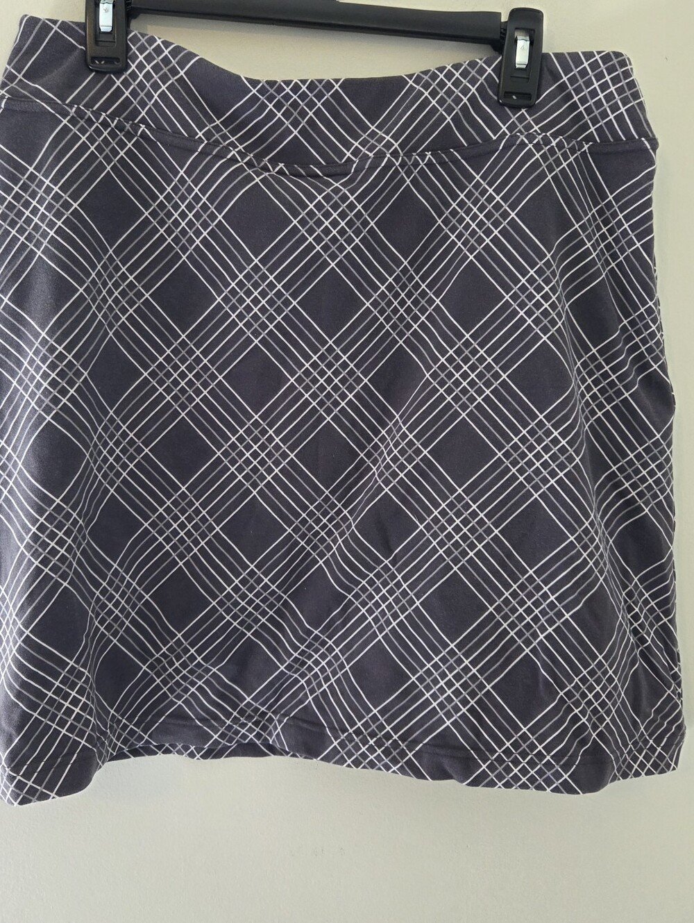 Athleta Everyday Skort in Gray and White Plaid